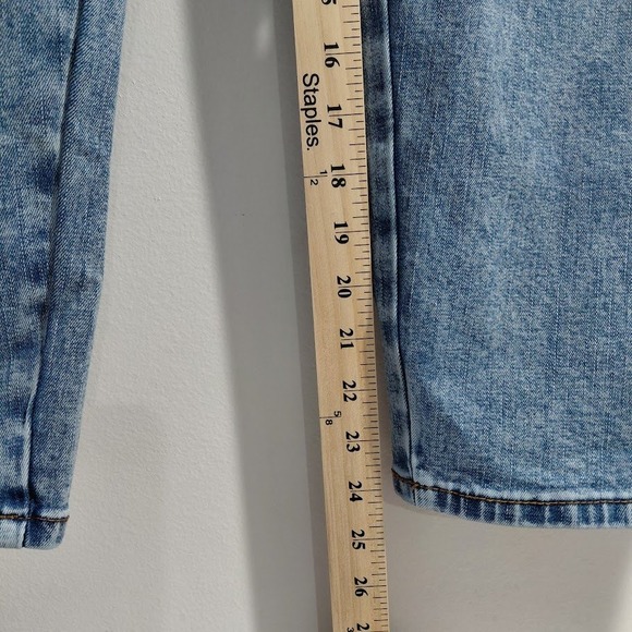 Flamingals Womens Floral Embroidered Wide Leg Cropped Jeans Light Wash Size L - Picture 16 of 16